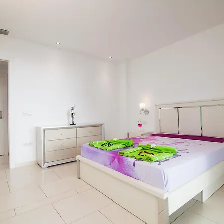 Апартаменты Il Sofisticato - Luxury Swimming Pool View Эль-Пальмар