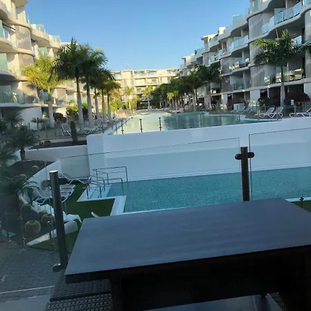 شقة Il Sofisticato - Luxury Swimming Pool View