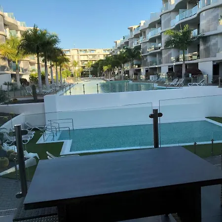 Il Sofisticato - Luxury Swimming Pool View شقة *